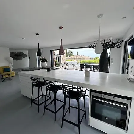 Ronsard - Vue Villa *
